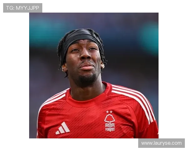 埃兰加:在曼联的学习历程让我成长 希望保持当前的足球状态并不断进步 埃兰加:在曼联的学习历程让我成长 希望保持当前的足球状态并不断进步