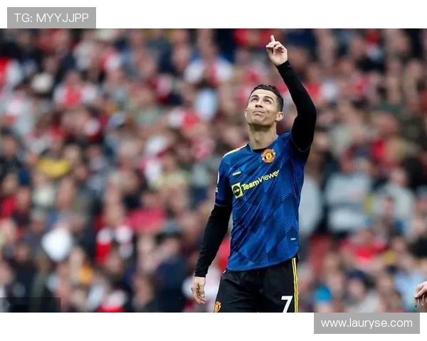 西甲球星双手指天背后故事曝光感人至深致敬逝去亲人