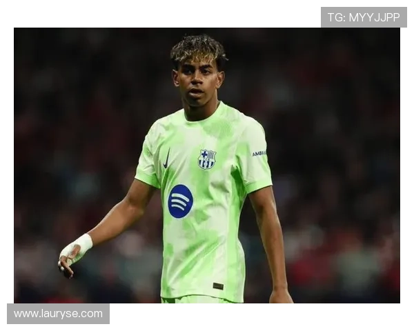 豪门对决暗流汹涌顶级球星或将转会经纪人神秘发声引爆舆论