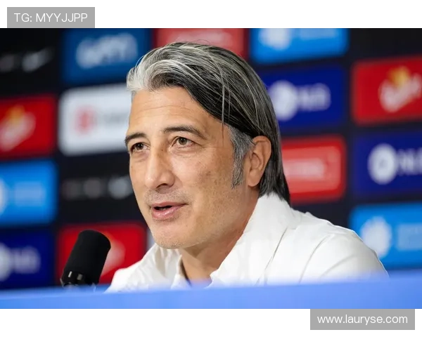 足球报建议归化克雷桑莱昂纳多助力备战下届世界杯预选赛